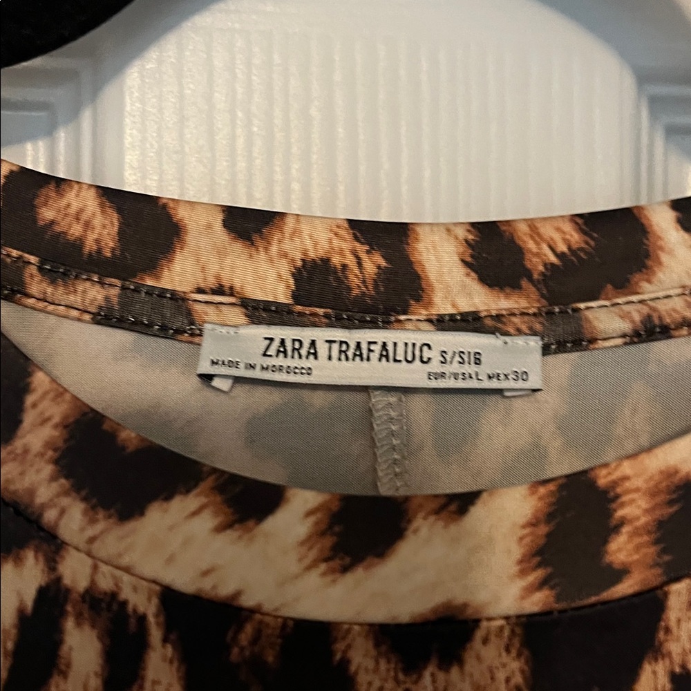Leopard Print Long Sleeve Dress Zara - Picture 2 of 2